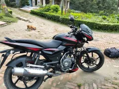 Bajaj Pulsar 150 Neon